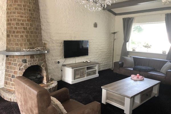 Woonkamer - Vakantiehuis in Harderwijk bij Veluwemeer in Harderwijk (2)