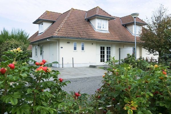 Buitenkant - Villa in Domburg bij Noordzeestrand in Domburg (1)