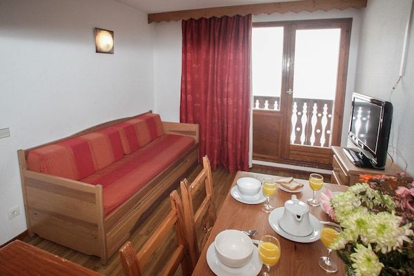 Woonkamer - Safaritent in Arcen bij de natuur in Arcen (2)
