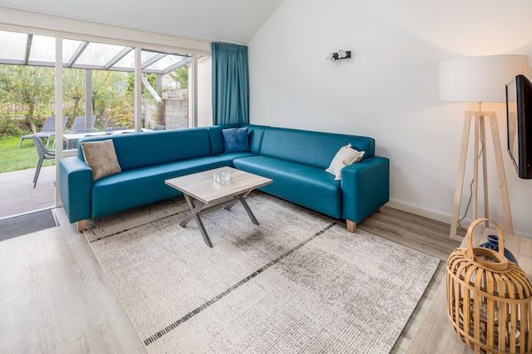 Woonkamer - Vakantiehuis in Oostkapelle bij het Strand in Oostkapelle (1)