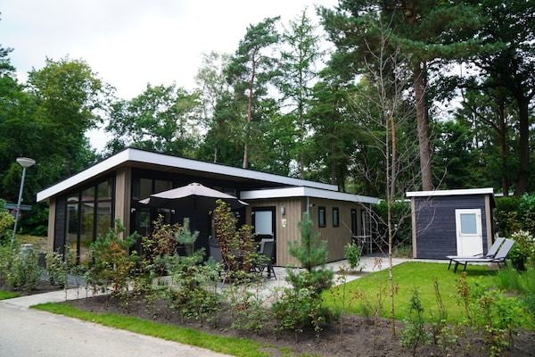 Buitenkant - Stijlvol overnachten nabij de Veluwe in Hoenderloo (1)