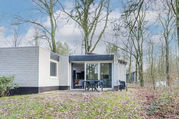 Buitenkant - Veluwebos Bungalow in Kootwijk (3)