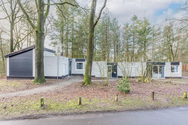 Buitenkant - Veluwebos Bungalow in Kootwijk (4)