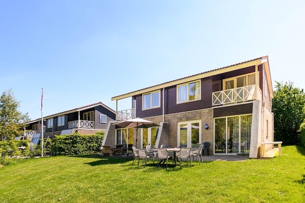 Buitenkant - Comfortabele bungalow voor een groep in Vlagtwedde (2)
