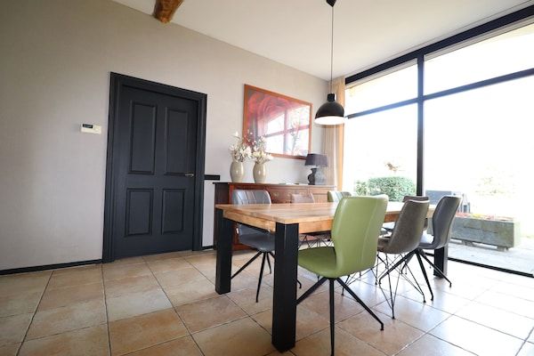 Eetkamer - Appartement in Nederland bij natuur in Dalerveen (5)