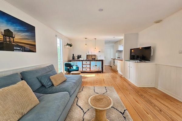 Woonkamer - Chalet Kieftveen met bubbelbad voor vier personen in Voorthuizen (3)