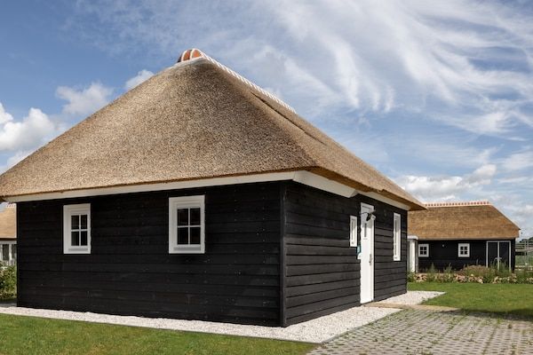 Buitenkant - Villa in Someren bij Somerense Heide in Someren (1)