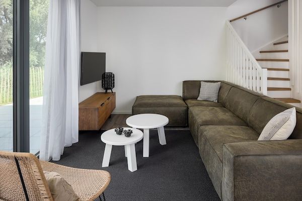 Woonkamer - Villa aan het Veerse Meer met Sauna in Wolphaartsdijk (2)
