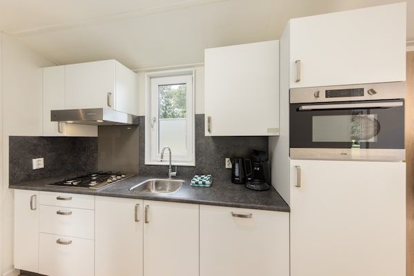 Keuken - Chalet in De Peel bij Bos in Vlierden (4)