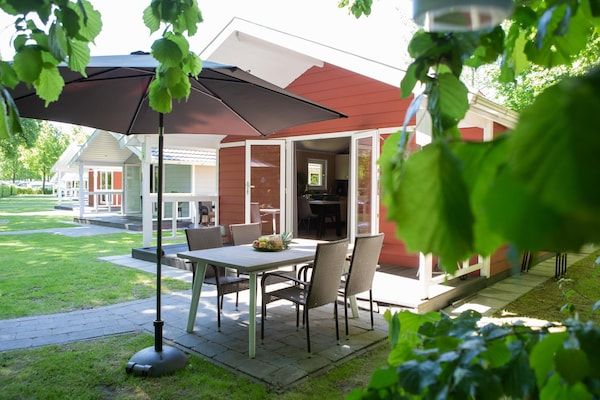 Terras - Lodge in Brabant met overdekt terras in Oirschot (1)