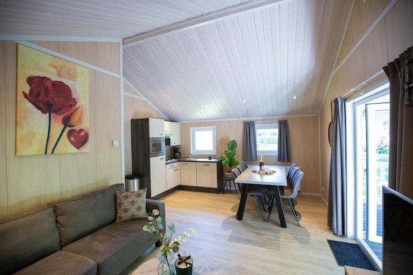 Eetkamer - Lodge in Brabant met overdekt terras in Oirschot (4)