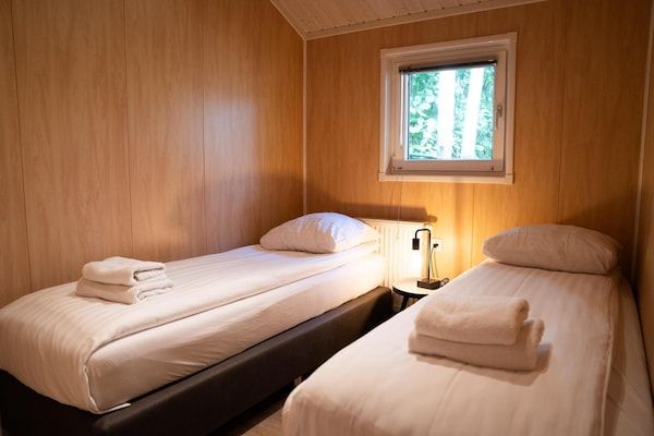 Slaapkamer - Lodge in Brabant met overdekt terras in Oirschot (3)