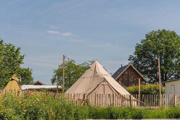 AreaSummer1KM - Zuna Bell Tent nabij de rivier Regge in Zuna (1)