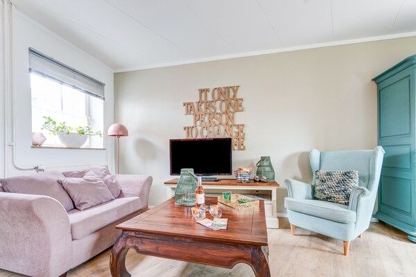 Woonkamer - Appartement in Ubachsberg bij Limburgse Heuvels in Ubachsberg (2)