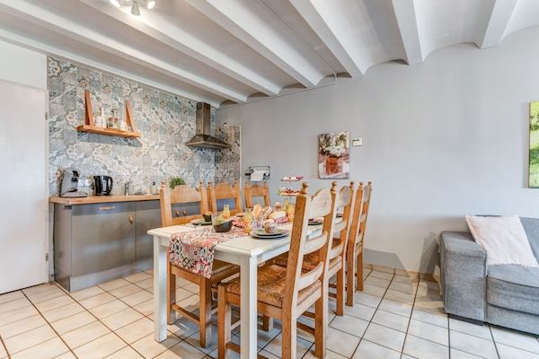 Eetkamer - Vakantiehuis in Ubachsberg met terras in Ubachsberg (2)