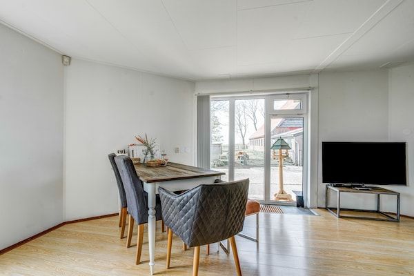 Eetkamer - Boerderij in Suwald met hottub in Suwald (4)