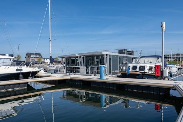 Buitenkant - Waterlodge in Kamperland bij Veerse Meer in Kamperland (1)