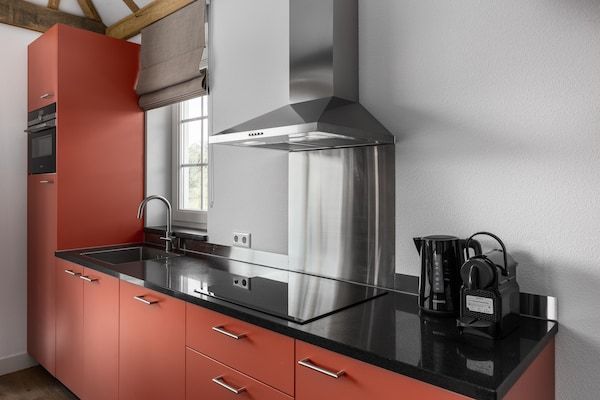 Keuken - Villa in Someren bij Somerense Heide in Someren (5)