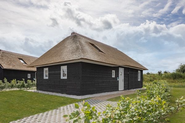 Buitenkant - Villa in Someren bij Somerense Heide in Someren (1)