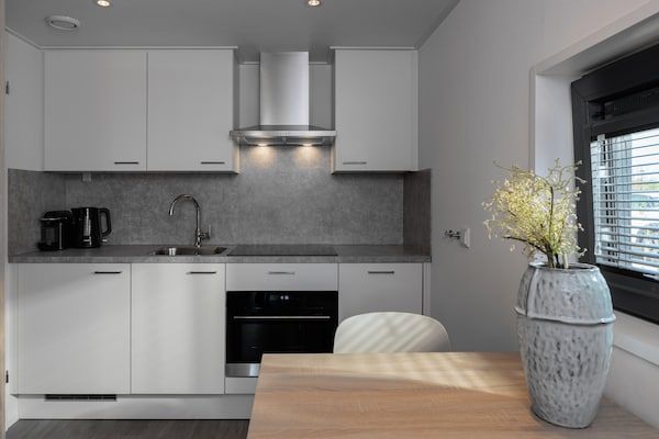 Keuken - Tiny House in Zeeland bij Nieuwvliet Strand in Nieuwvliet-Bad (2)
