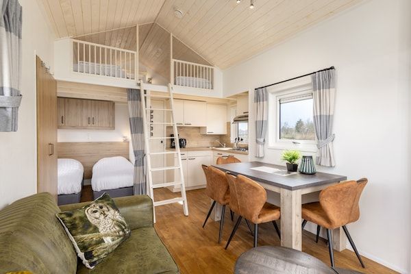 Eetkamer - Airconditioningwoning in het Groene Twente in Hoge Hexel (3)