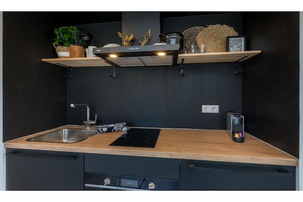 Keuken - Studio in Domburg bij Strand en Natuurgebied in Domburg (4)