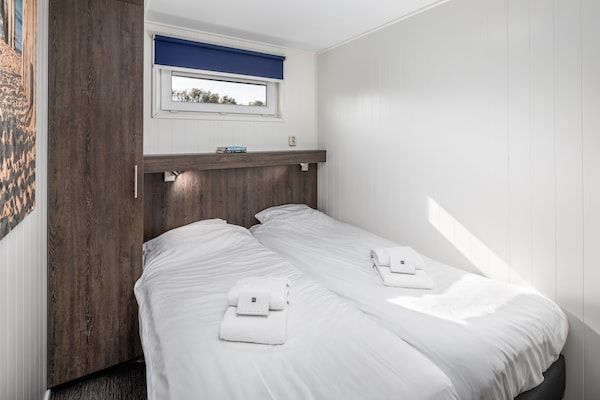 Slaapkamer - Strandvakantie met huisdieren in Kamperland (3)