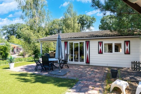 Buitenkant - Vakantiehuis in Voorthuizen bij Veluwe in Voorthuizen (1)
