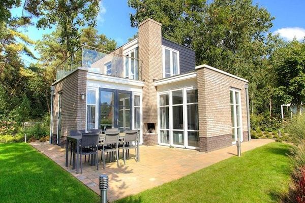 Buitenkant - Villa aan het water met dakterras voor 6 personen in Otterlo (1)
