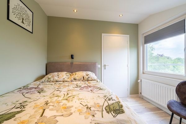 Slaapkamer - Vakantieparadijs Eibergen in Eibergen (4)