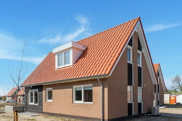 Buitenkant - Vakantiehuis in Scherpenisse bij zee in Scherpenisse (1)