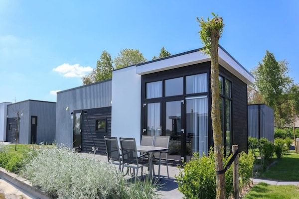 Buitenkant - Moderne vakantiewoning in Nieuwvliet in Nieuwvliet (1)