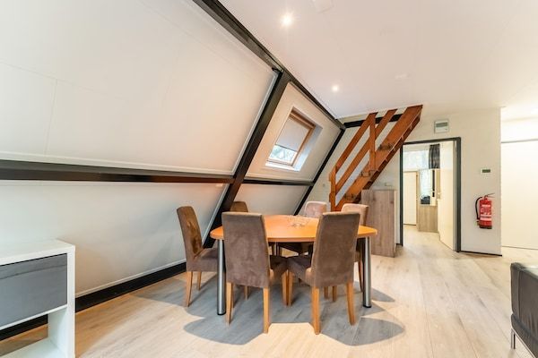 Eetkamer - Vakantiehuis in Noord-Limburg in Stramproy (2)