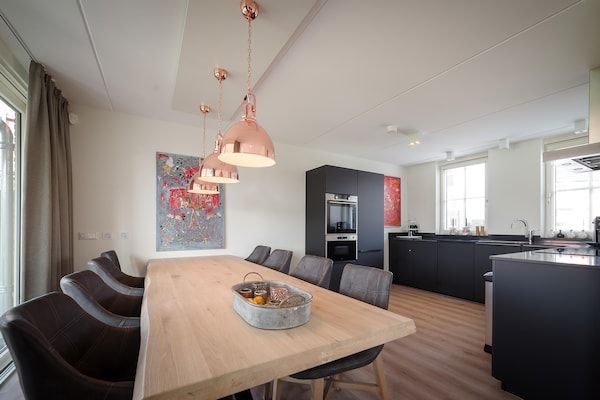 Eetkamer - Vakantiehuis in Colijnsplaat in Colijnsplaat (5)