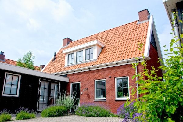 Buitenkant - Vakantiehuis in Colijnsplaat in Colijnsplaat (1)
