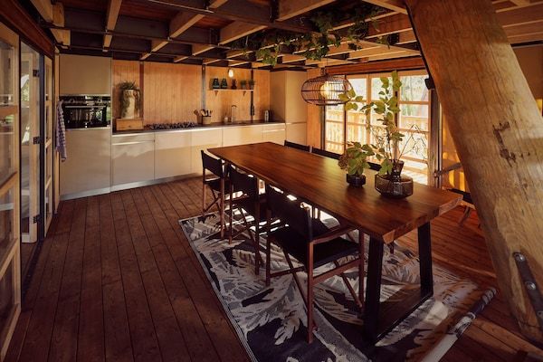 Keuken - Wolderwijd Lake Glamping Tent in Zeewolde (5)