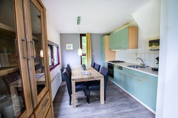 Keuken - Huisdiervriendelijke vakantie in Heinkenszand (2)