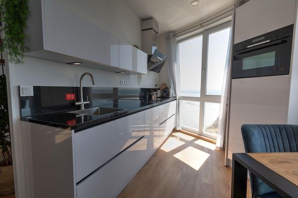 Keuken - Appartement Scherpenisse bij Oosterschelde in Scherpenisse (4)