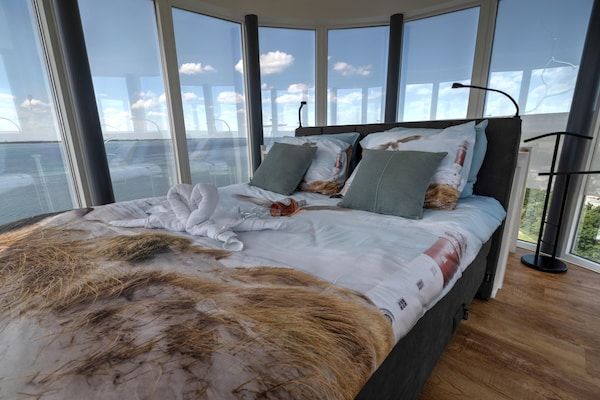 Slaapkamer - Appartement Scherpenisse bij Oosterschelde in Scherpenisse (5)