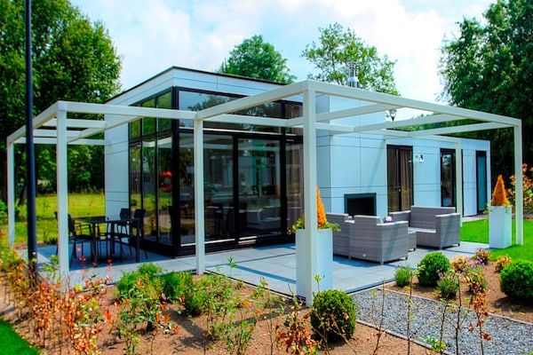 Buitenkant - Vakantiehuis in Breskens met tuin in Breskens (1)