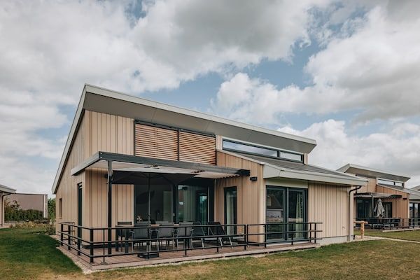 Buitenkant - Moderne lodge vlakbij het strand in Breskens (1)