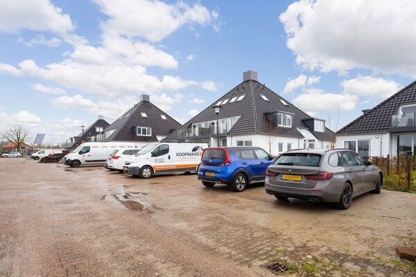 Buitenkant - Appartement bij Sneekermeer en Jachthaven in Offingawier (4)