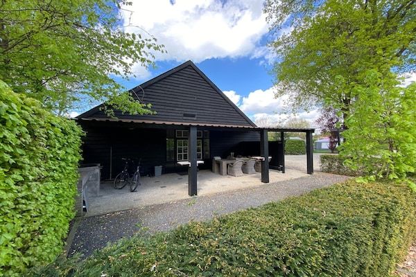 Buitenkant - Appartement in Wageningen nabij de Rijn in Elst (1)