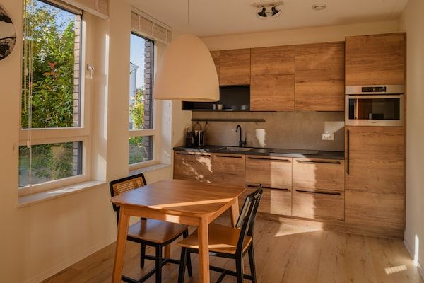 Keuken - Ruim appartement nabij wellness in Maastricht (3)