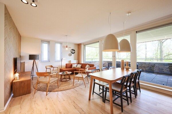 Eetkamer - Ruim appartement bij wellness in Maastricht (3)