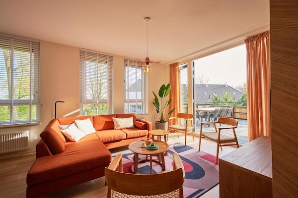 Woonkamer - Ruim appartement bij wellness in Maastricht (2)