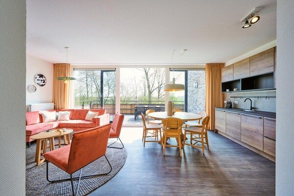 Eetkamer - Ruim penthouse nabij wellness in Maastricht (3)