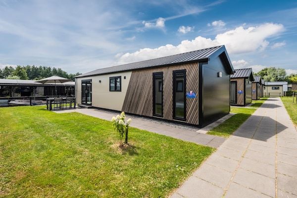 Buitenkant - Mooi chalet met ac en sloep in Giethoorn (1)