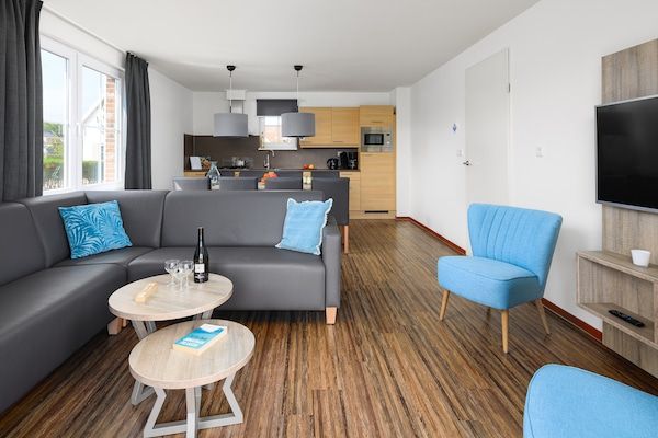 Woonkamer - Villa in Arcen met toegang tot Thermaalbad in Arcen (2)