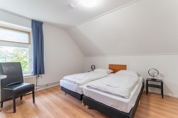 Slaapkamer - Vakantiehuis in Silvolde met Hot Tub in Silvolde (4)